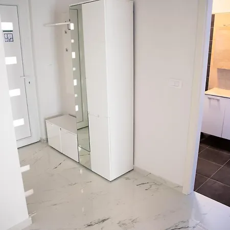 Dalmacija Apartment *
